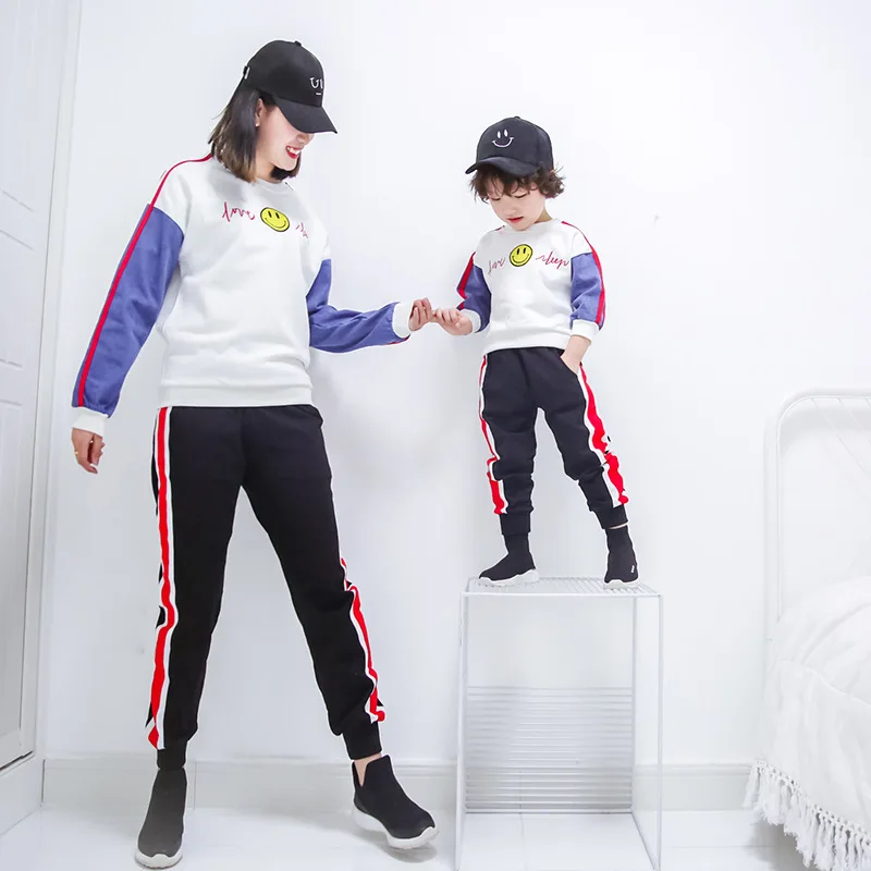 Одинаковые толстовки для всей семьи толстовка 2018 одежда мамы и дочки платье