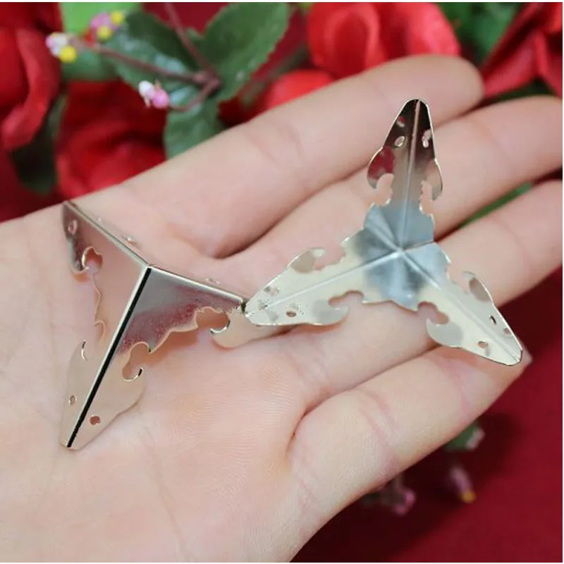 Белый ящик углы для мебели Декор треугольник цветок сторона деревянный угловой 30