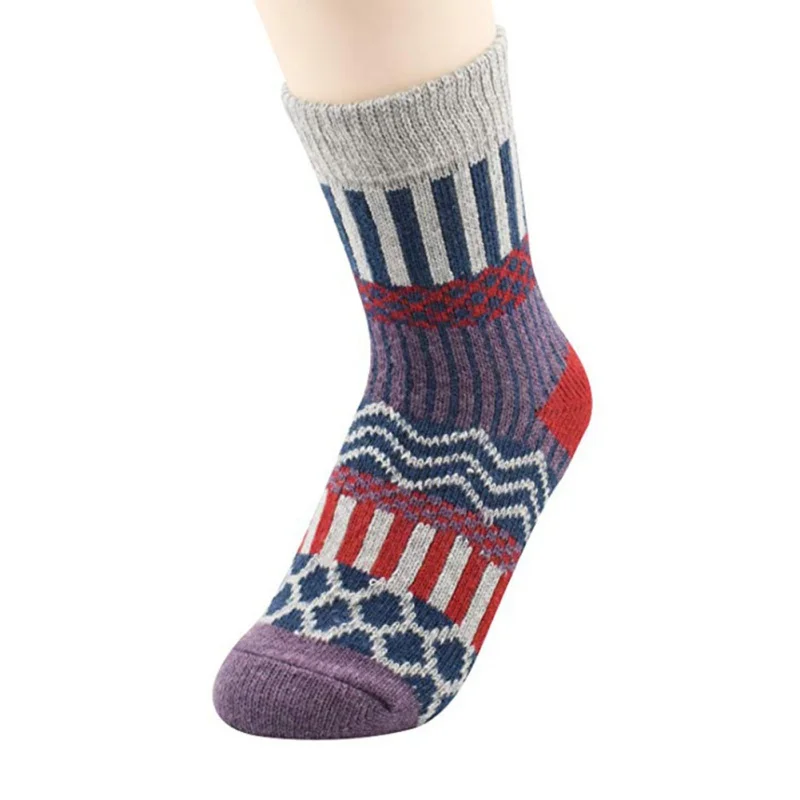 1 Pair sports socks Japanese Autumn winter thick warm women sock line national wind wool school students |