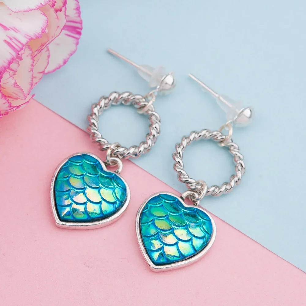 Серьги DoreenBeads ручной работы серьги-гвоздики серебряного цвета в форме рыбы