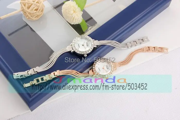 Часы женские кварцевые под розовое золото с браслетом и кристаллами GEDI-H6004 |