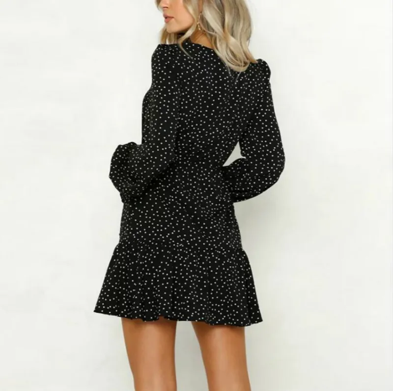 Черное мини-платье vшеи в горошек Осеннее/зимнее женское облегающее платье с