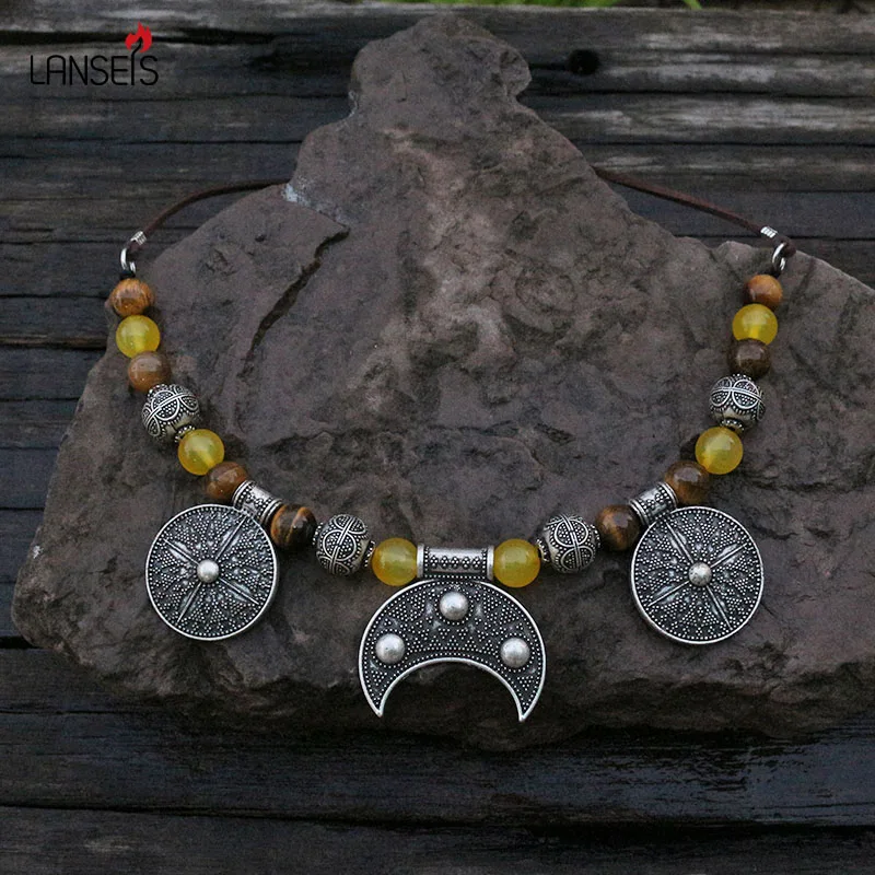 Жесткий кулон люмулы из тигрового глаза и халцедона славянское вдохновение эко