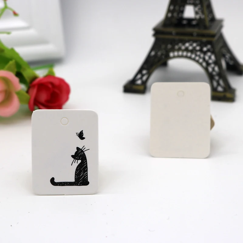 

2.6x3.3cm Small Jewelry Packaging Labels 200pcs White Cat Tree Dandelion Printed Paper Tags for Cakes Gifts Clothes Decoration