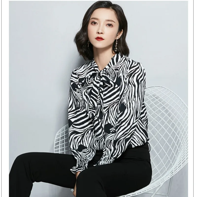 

fashion 2019 autumn womens tops and blouses plus size women shirts OL Contrast Printed Collar Shirt Long Sleeve 2726 50