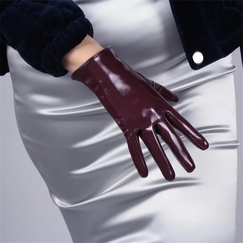 

21cm Patent Leather Gloves Short Section Emulation Leather Mirror Bright Wine Red Dark Red Purple Red Touchscreen Female WPU90