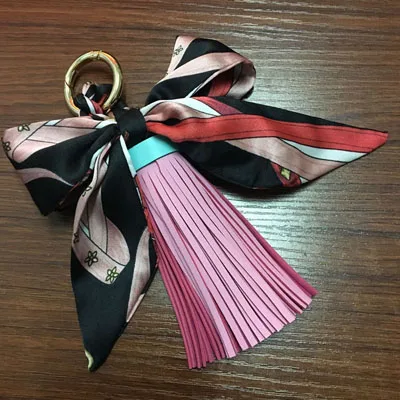 pink Кожаный брелок с кисточкой Подарочный Брелок для ключей для Для женщин девочек сумка кулон лук амулеты в виде бантиков брелки ювелирные изделия порте скрипичный ключ King кольцо 059WA - Цвет: pink