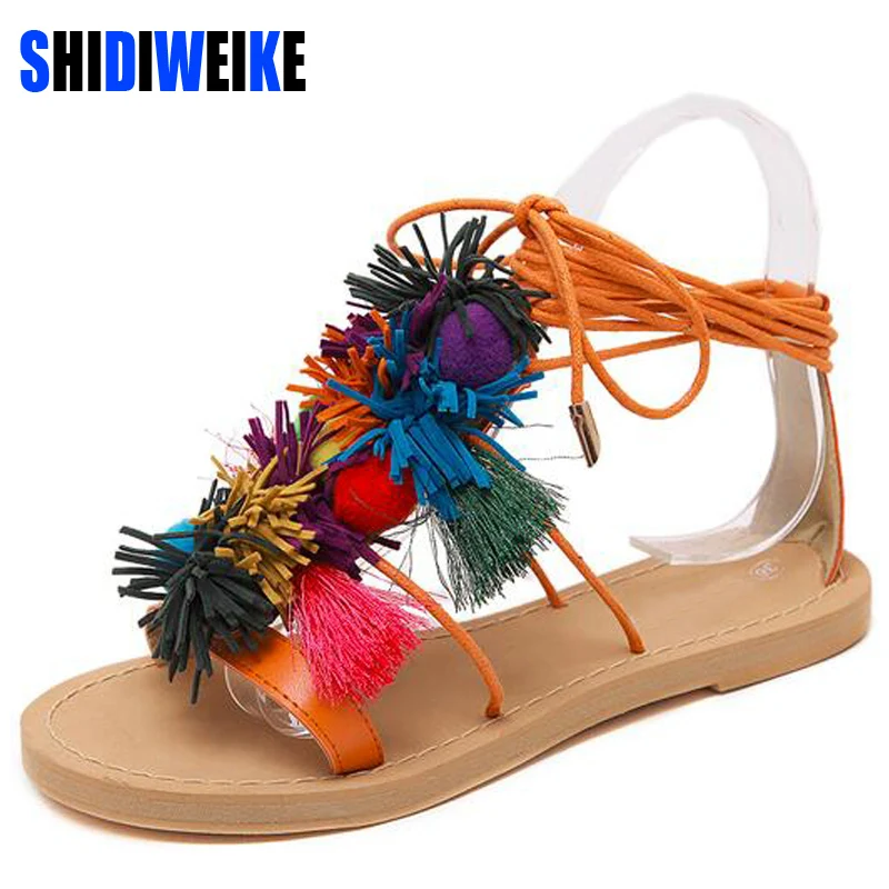 Новинка Летние Красочные с бахромой Сандалии помпонами и цветком гладиаторы на