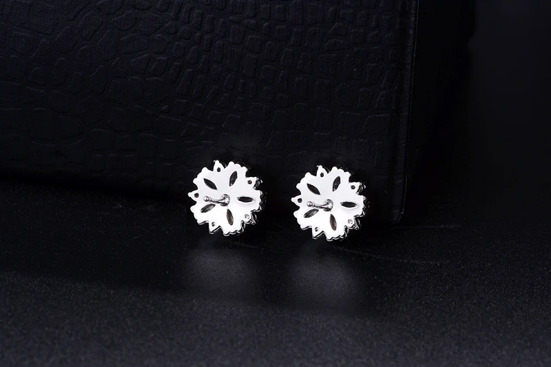 

YINHED Elegant Cute Snow Flower Stud Earrings for Women Solid 925 Sterling Silver Wedding Jewelry 3A Zircon CZ Earrings ZE064