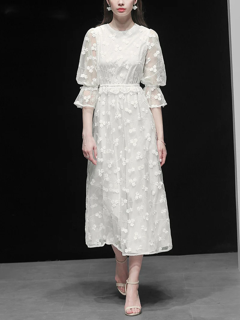 Белое хлопковое кружевное платье с вышивкой в стиле бохо новинка весны 2019