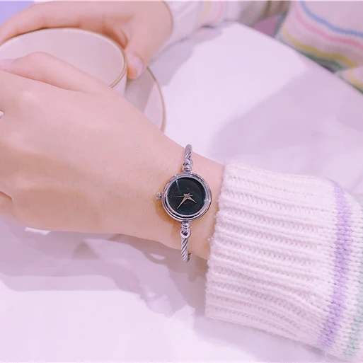 Silver black Минималистичные женские креативные часы, роскошные модные женские часы-браслет, кварцевые наручные часы, подарки - Цвет: Silver black