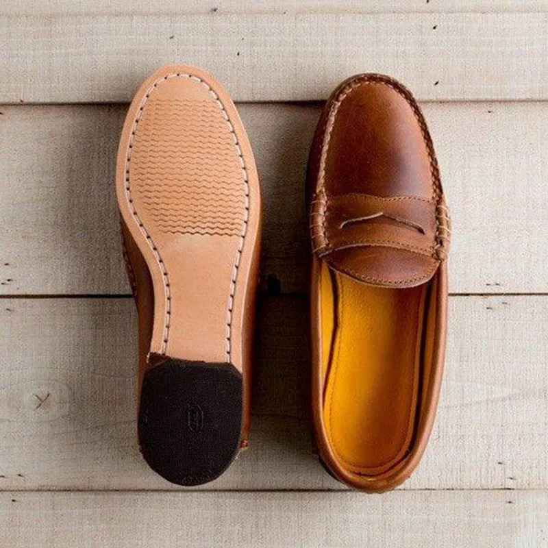 Oeak Genuine Leather Women Shoes Luxury Women Loafers Breathable Slip on Black Driving Shoes Plus Size hot sale