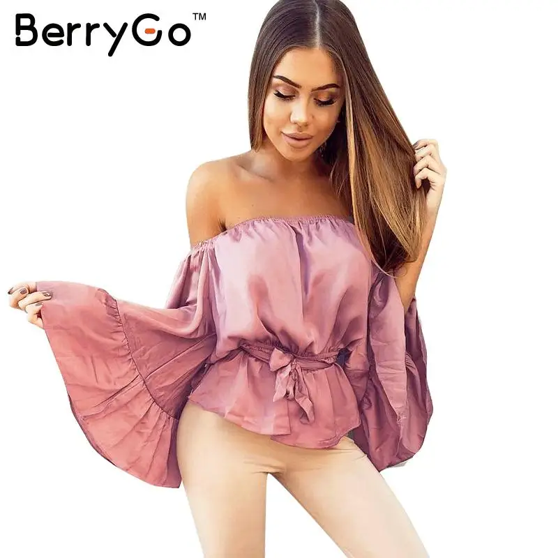 BerryGo Sexy с открытыми плечами рюшами атласная блузка рубашка Мягкий рукав фонарик