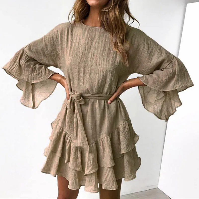 Повседневное платье в стиле бохо с рукавами-бабочками летнее рюшами и поясом