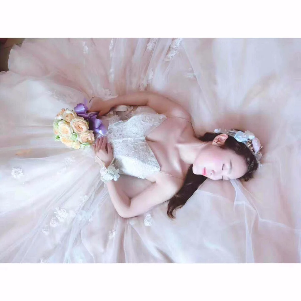 

Amazing New Long Wedding Dress 2020 Sweetheart Spaghetti Strap Lace Up Back A-Line Appliques Tulle Wedding Gowns Vestido longo