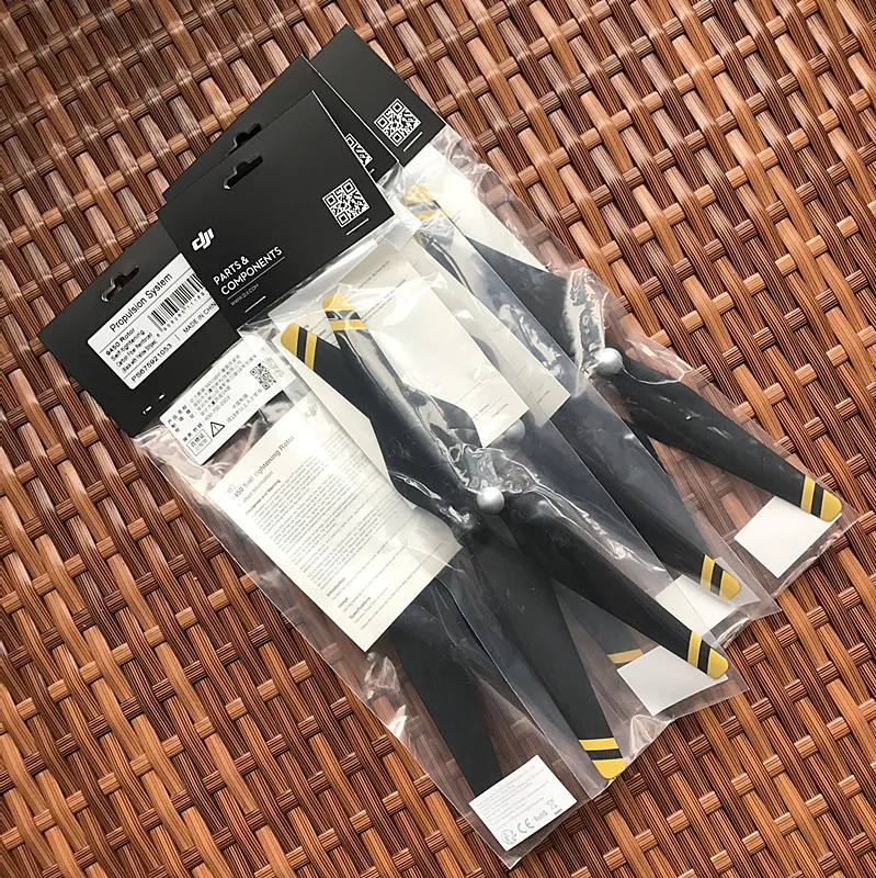 4 pairs DJI Phantom 3 9450 Carbon Fiber Reinforced Yellow Stripes Self-tightening Propellers Phantom3 Professional Original Acce |