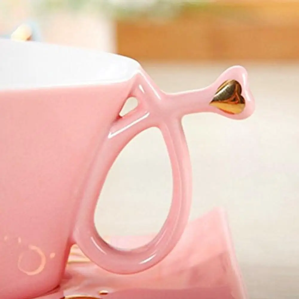 Керамика Кофе кружка форме сердца чашки розовый творческий молока с ложкой День