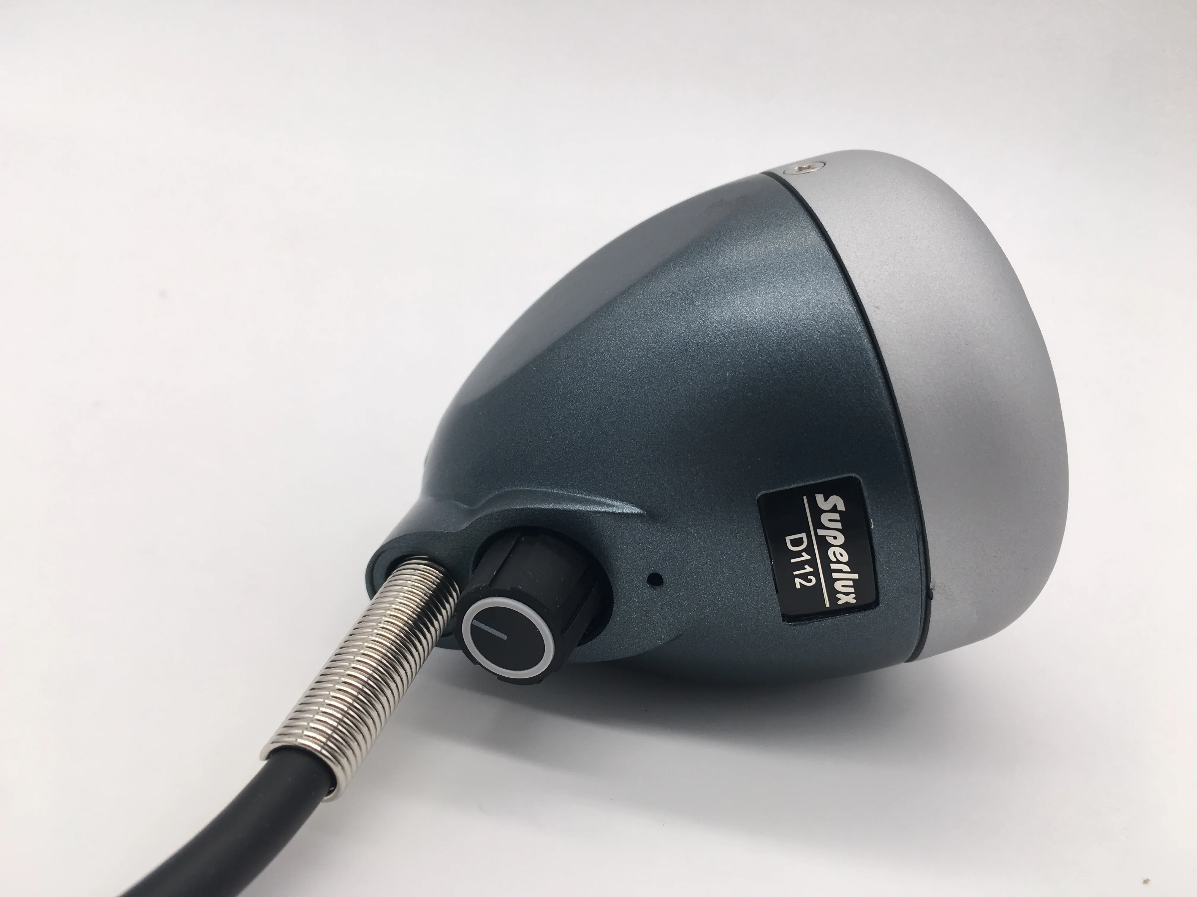 Superlux D112 высокое качество выделенное 10-hole блюзовый микрофон Hi-Z Bluetooth с ручкой
