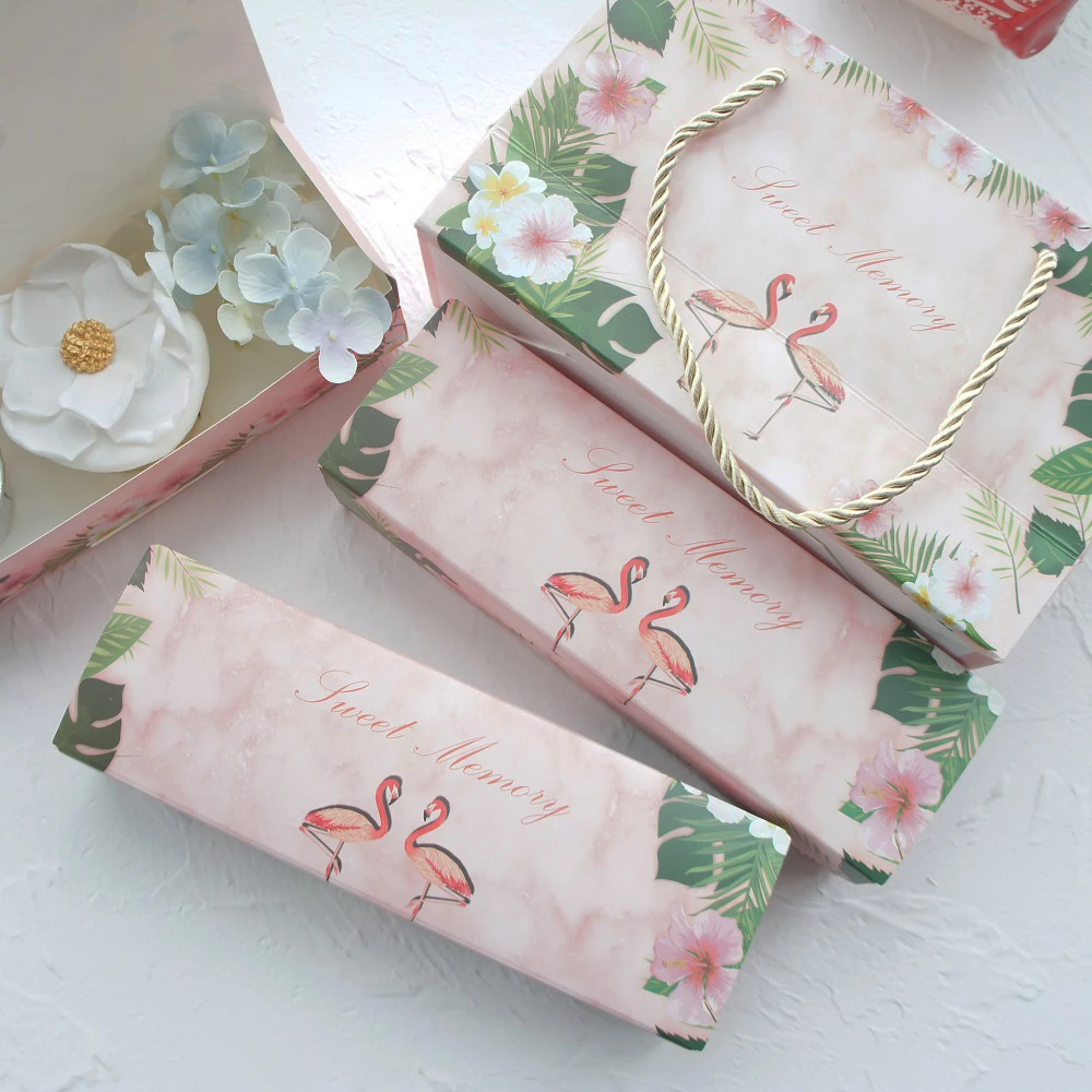

new 21.5*7*5cm 10pcs pink Flamingo Paper Box as Macarons cookie chocolate Birthday Party Gifts keep Packaging