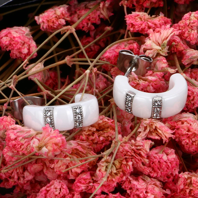 Серьги-гвоздики из керамики женские изгибающиеся ювелирные украшения с