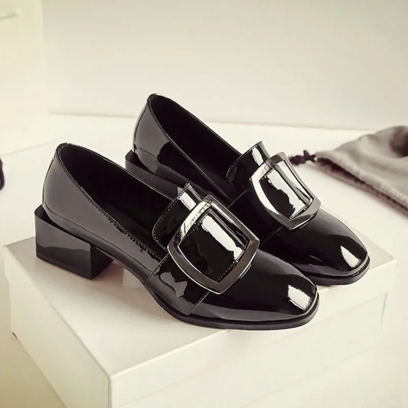 Plus Size 34-43 High quality Patent leather Casual Shoes Dress Flats Spring Autumn Buckle Genuine Leather women Loafers shoes