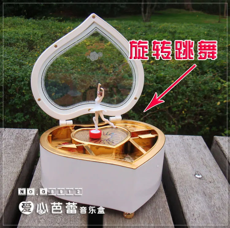 

Love light music box shaped rotating dance ballet music box jewelry box romantic bestie Girl Birthday Giftroom Art Statue