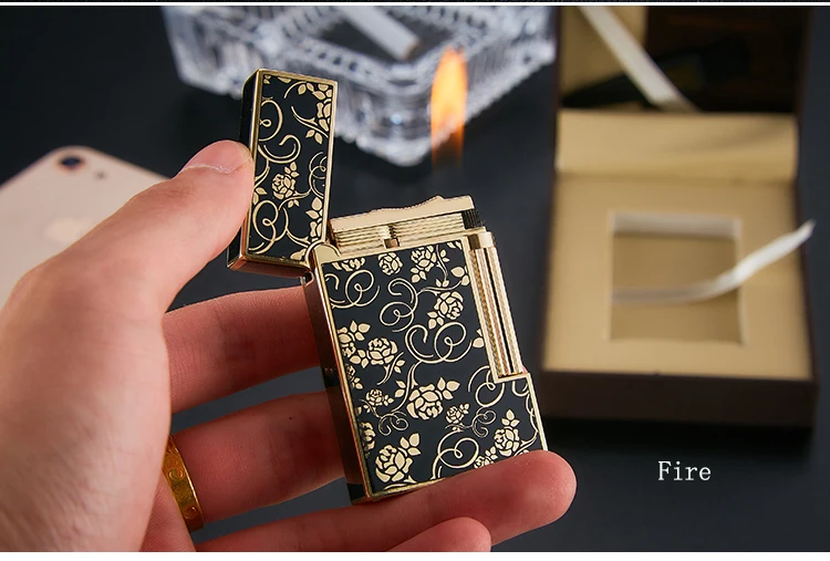 Классическая газовая зажигалка с кремнем работает со звуком пинг Бутановая