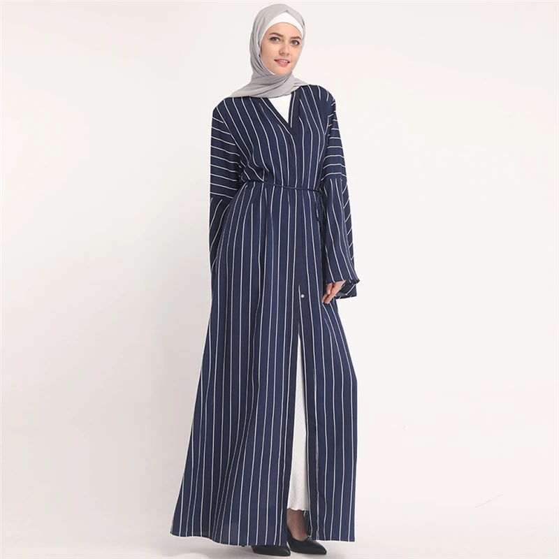 Женское мусульманское платье Abaya длинное в полоску с расклешенными рукавами