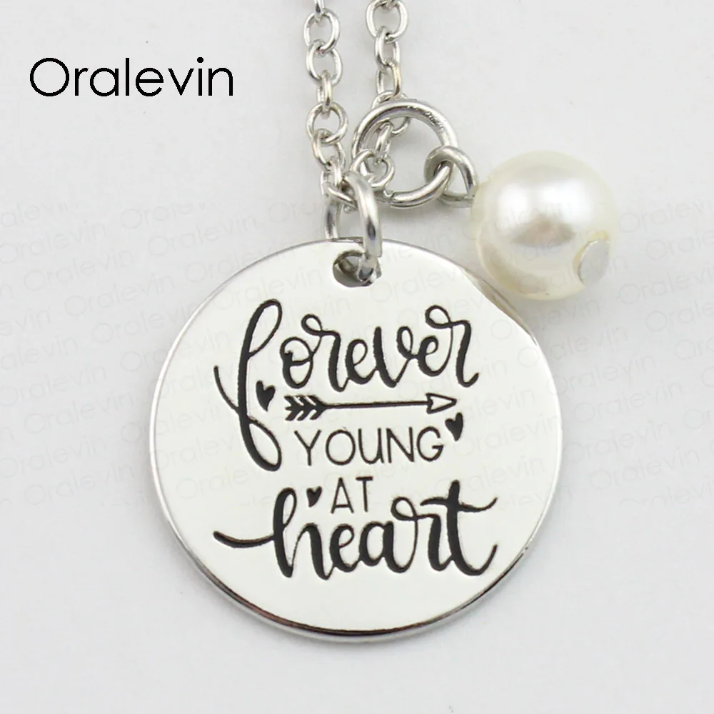 

Вдохновляющие ручные штампованные ожерелья FOREVER YOUNG AT HEART на заказ подарочные украшения, 10 шт./лот, # LN700