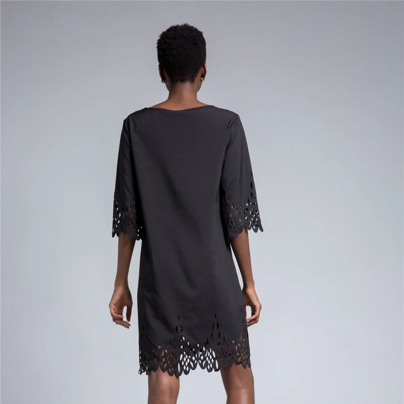 Открытое платье с цветочным рисунком круглым вырезом и рукавом средней длины