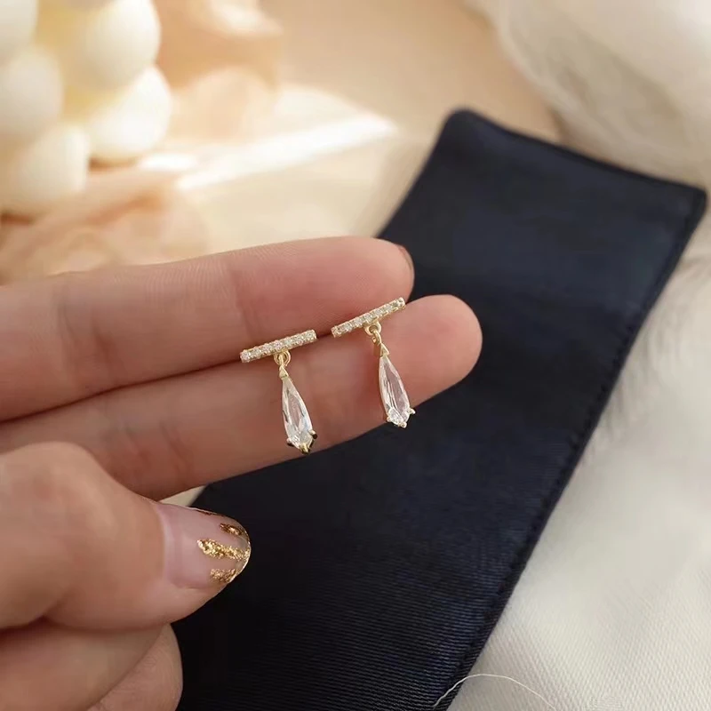 Корейские простые серьги для женщин бар циркониевые серьги маленькие милые модные ювелирные изделия