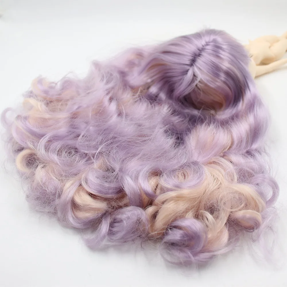

ICY DBS Blyth Doll violet and pink and violet hair matte face with eyebrow carven lips white skin joint body articulated doll