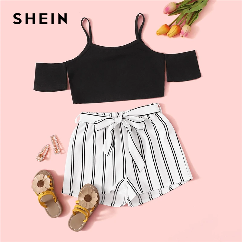 SHEIN Kiddie/укороченная блузка с открытыми плечами для девочек и полосатые шорты с поясом нож для паззлов г., летние широкие Детские костюмы с короткими рукавами