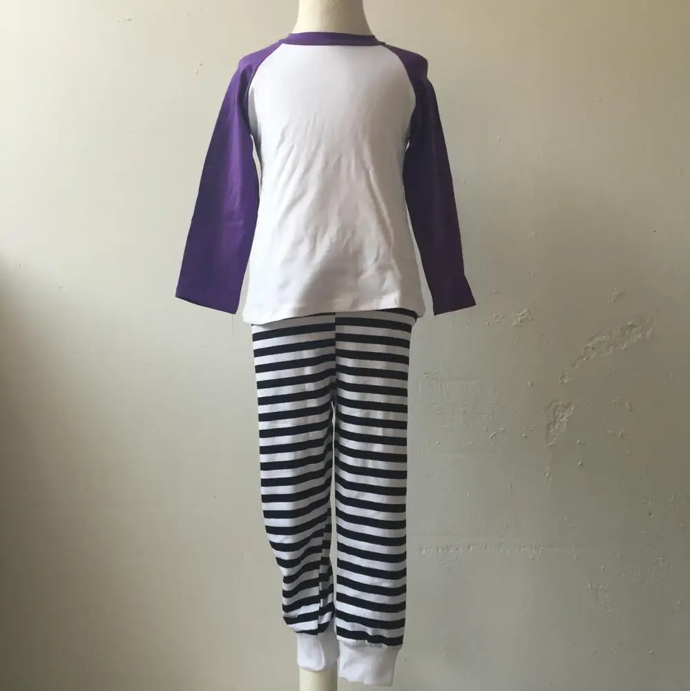 Модные пижамы для малышей бутик детской одежды красно белые полосатые