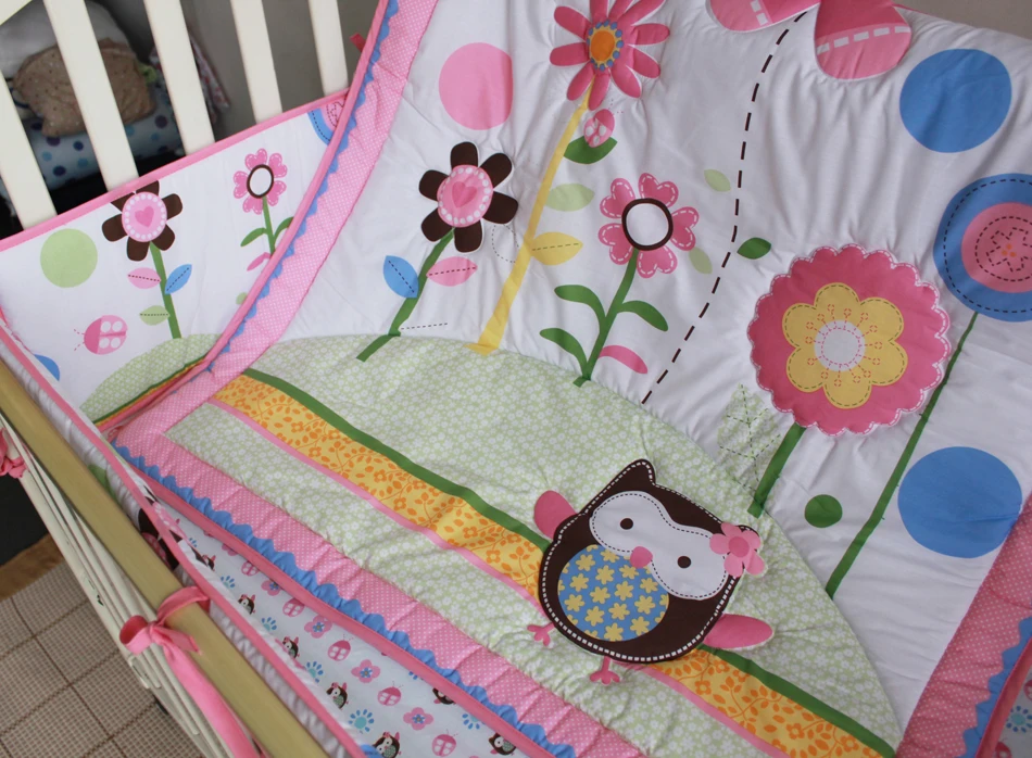 Промо-акция! Комплект постельного белья для детской кроватки с вышивкой 7 шт. хит