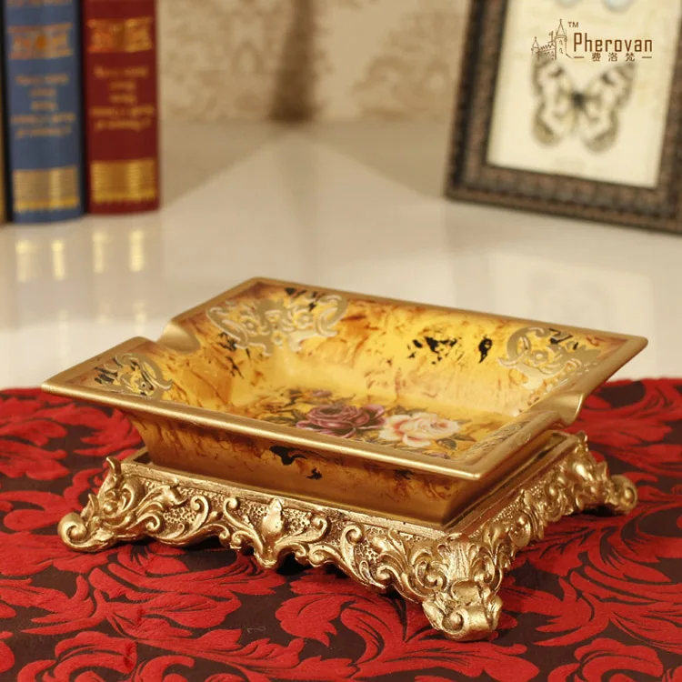 

Michou Rui Florence European royal luxury retro ashtray gift decoration new special offer