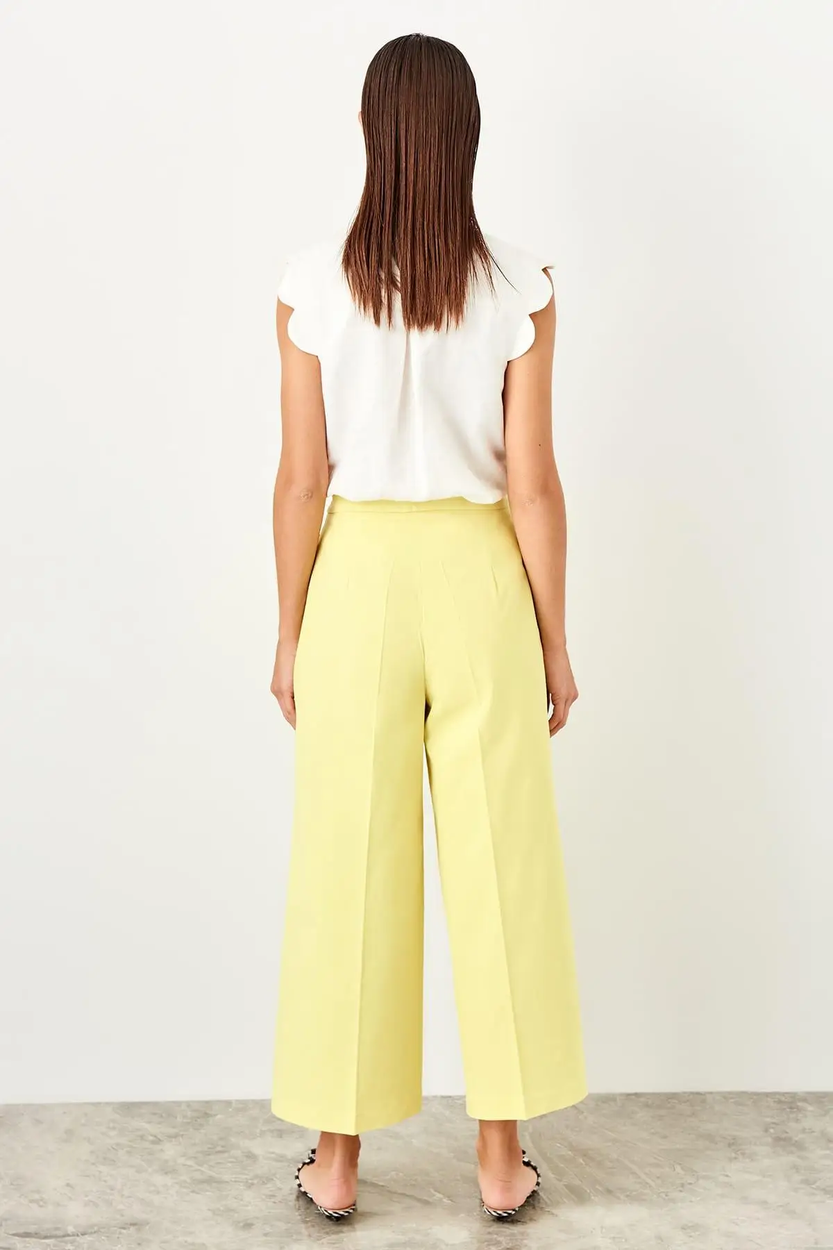Trendyol желтые расклешенные брюки TWOSS19XM0221|Брюки| |