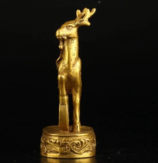 

Ancient Chinese exquisite hand-cast brass deer statue auspicious