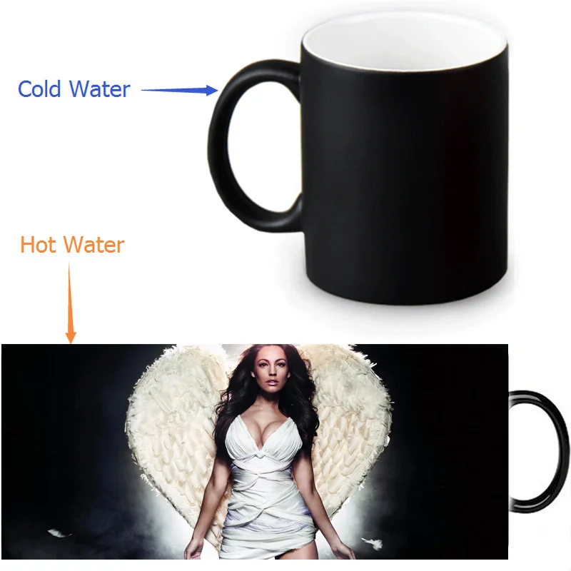 Кофейные кружки Kelly Brook термочувствительные черного цвета белые 350 мл|morphing mug|white