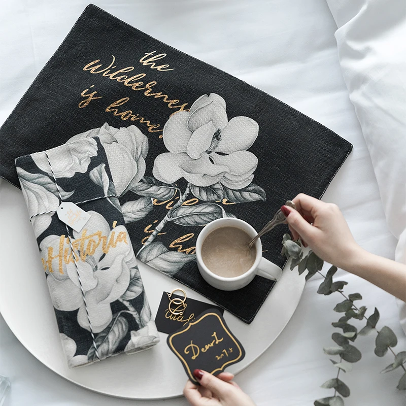 Домашний коврик украшение черный эскиз 3D Цветочный дизайн Настольная изоляция