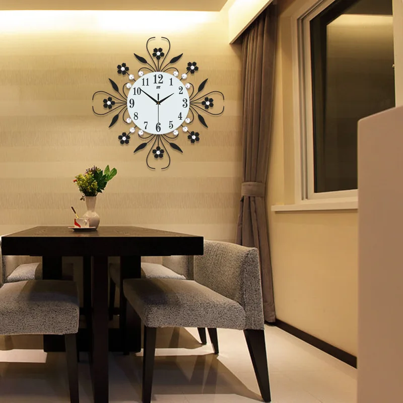 Хит продаж 2018 современные металлические бесшумные круговые настенные часы