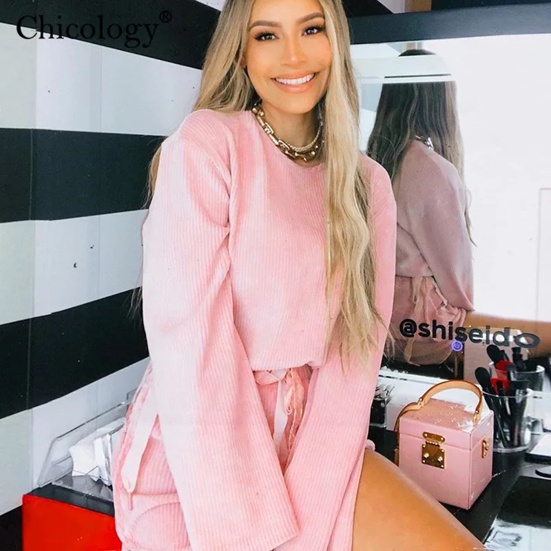 Chicology вельветовые рукав фонарик в рубчик кроп Топ шортами женское 2 комплект из