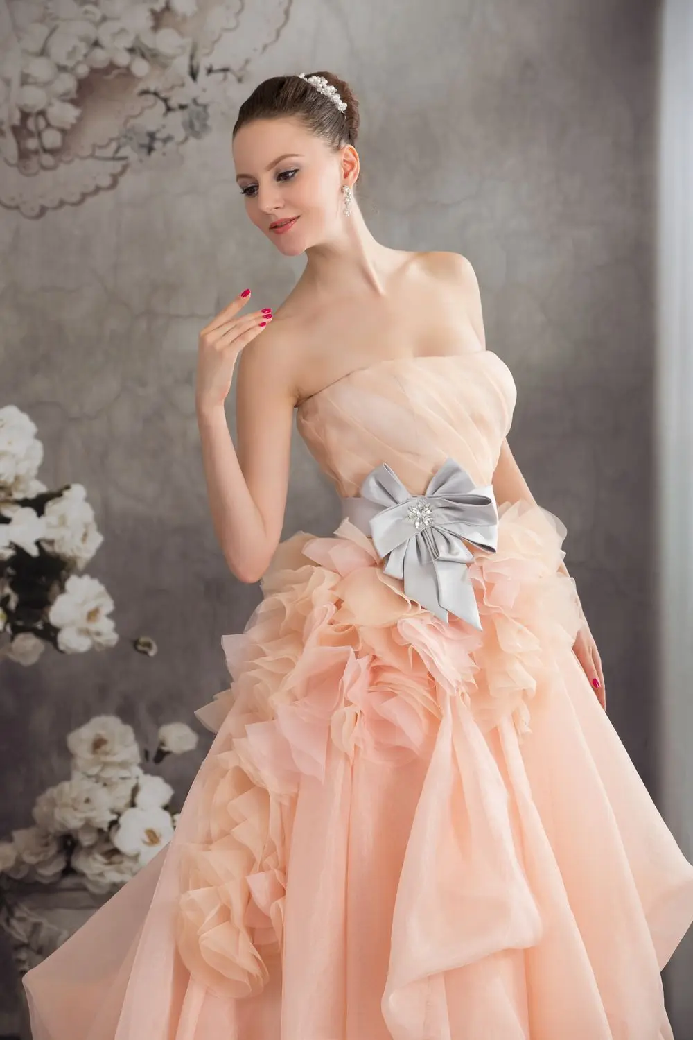 Современная рюшами из органзы quinceanera платья узелок sweet 16 нестандартного размера
