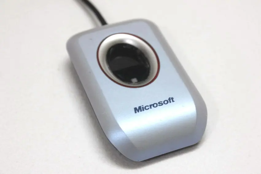 Б/у устройство считывания отпечатков пальцев сканер для Microsoft Model 1033 PC USB |