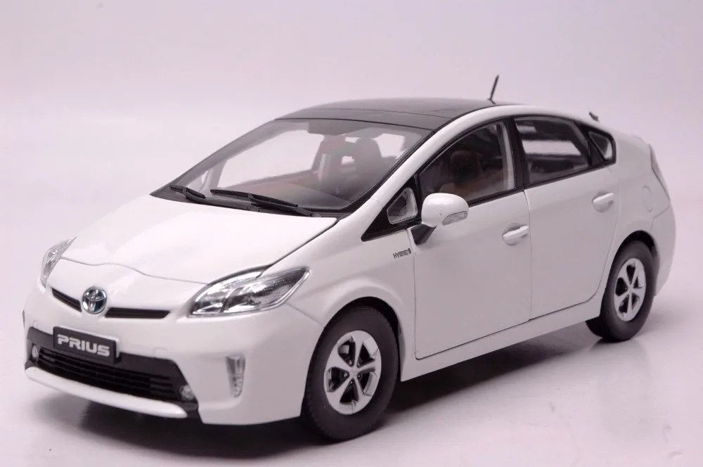 

1:18 Diecast Model for Toyota Prius Hybrid 2012 White Alloy Toy Car Miniature Collection Gift EZ
