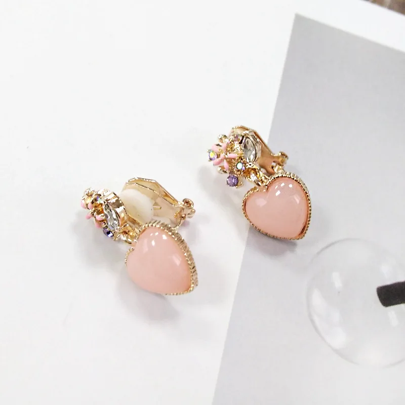 pink clip earrings Корейские фиолетовые маленькие серьги-клипсы с сердечками без пирсинга для женщин, женские короткие классические серьги-клипсы без отверстия для ушей - Окраска металла: pink clip earrings