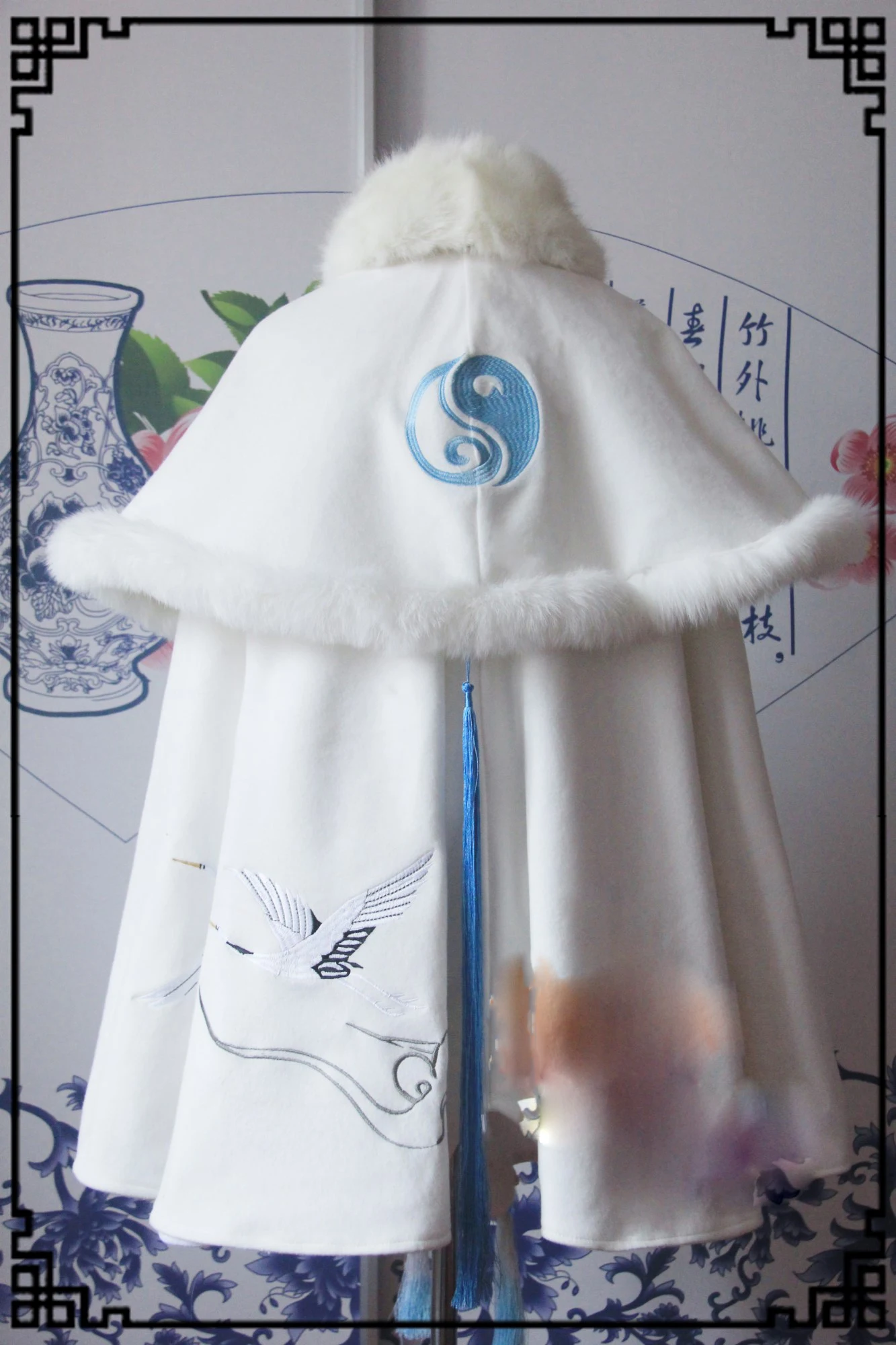 Много дизайнов Цзян ван III вышивка все группы меховая накидка зимний теплый милый