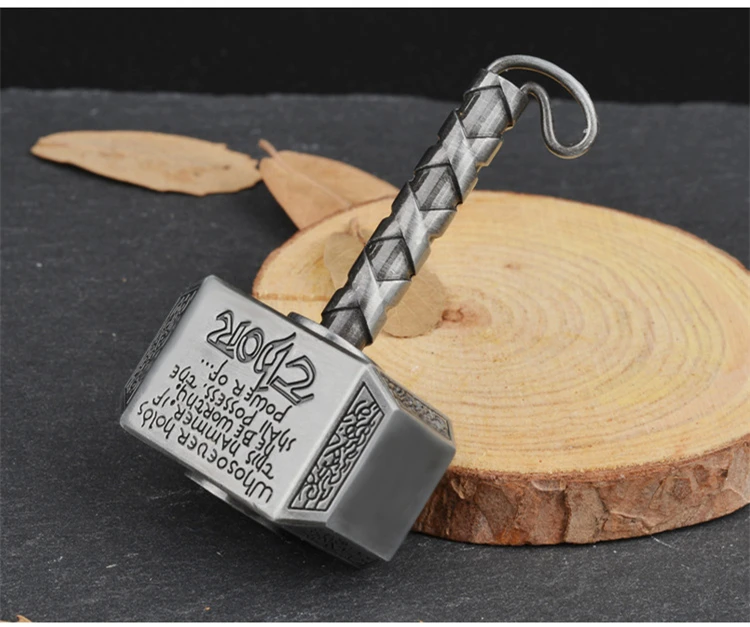 1 шт. Wiitin Thors Battle Hammer Fiesta Hand Spinner Сделано из металла, могучий Mjolnir брелок игрушка-античная латунь