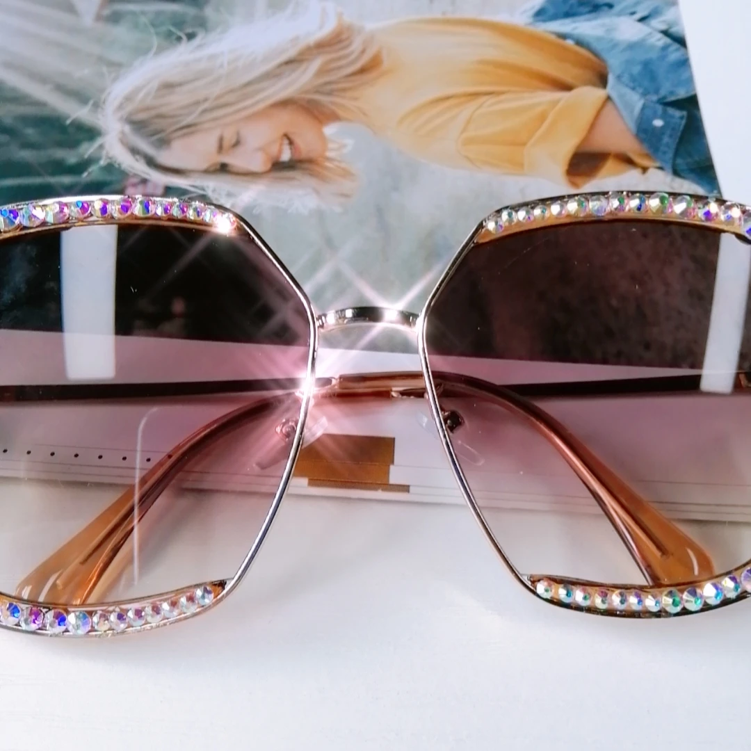 Luxury Oversized Square Sunglasses Women Retro Fashion Brand Designer Vintage Gradient Reflective UV400 Shades Oculos De Sol