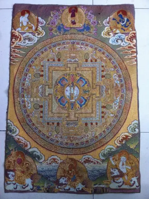 

Chinese Antique collection the Thangka embroidery buddha diagram